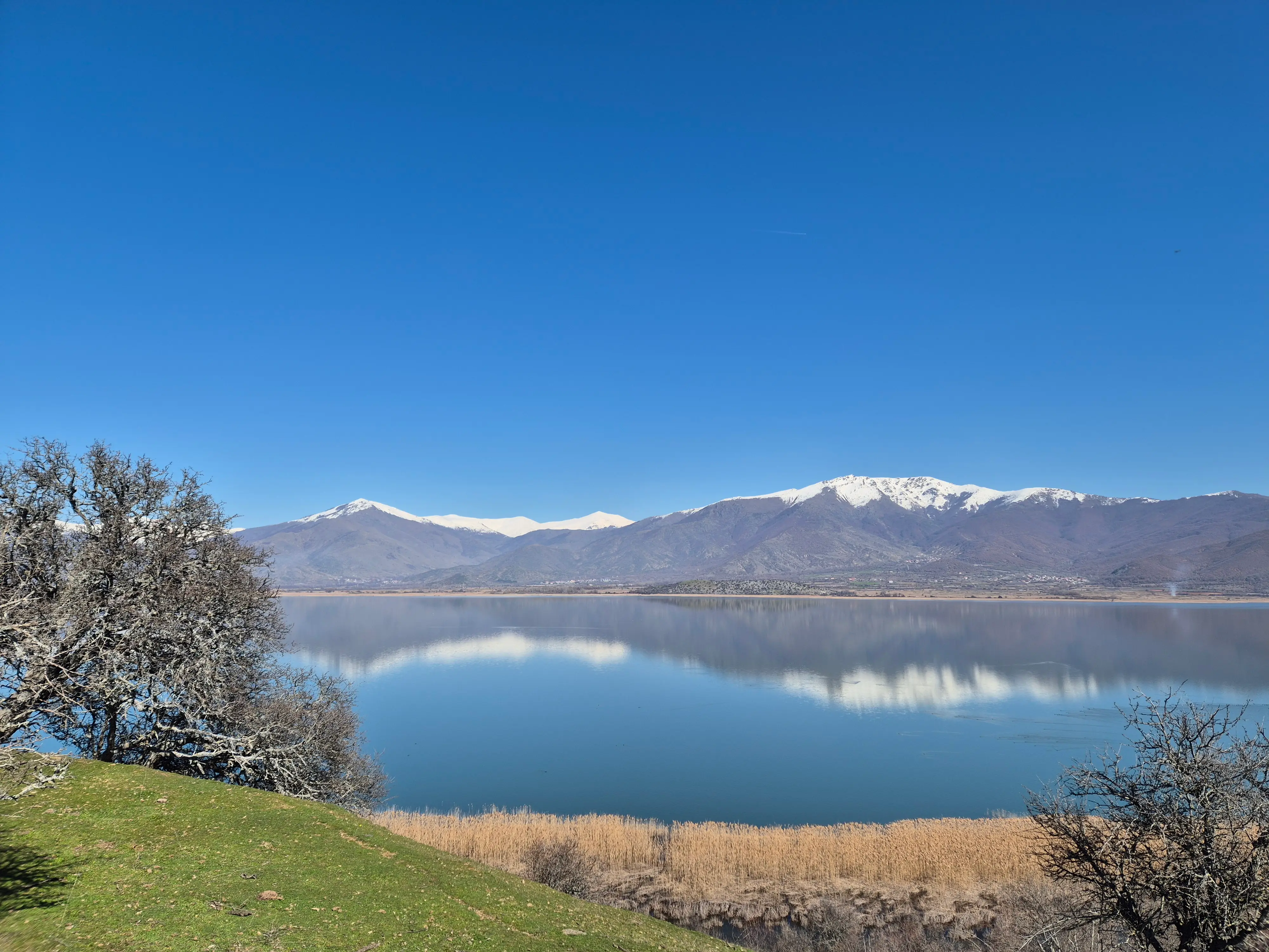title image reading "Agios Achileios View"
